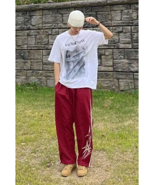 GAKKAI UNIONS(ガッカイユニオンズ)の「スパークルナイロンラインパンツレッド(スウェットパンツ・レディース・その他・SMALL/MEDIUM/LARGE)」の2枚目の写真