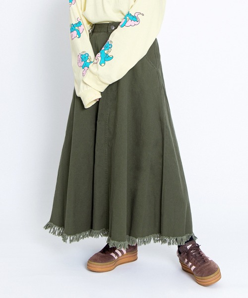 PUNYUS（プニュズ）の「フリンジロングスカート（スカート・レディース・ブラウン/ライトブルー/カーキ/ブラック・1/2/3/4）」の7枚目の写真