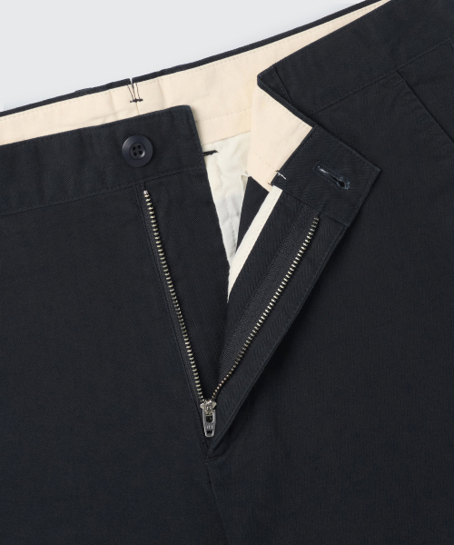 MUSINSA STANDARD（ムシンサスタンダード）の「コットンヘリンボーンテーパードパンツ[ブラック]（その他パンツ・メンズ・その他・31/33/26/27/28/29/38/42/36/34/32/30）」の3枚目の写真