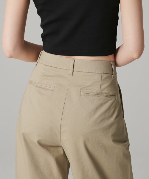 MUSINSA STANDARD WOMAN（ムシンサスタンダードウーマン）の「ウィメンズリバースツーピンタックワイドチノパンツ[ベージュ]（その他パンツ・レディース・その他・30/24/25/26/27/28/29）」の11枚目の写真