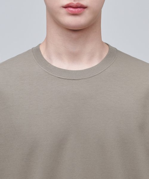 MUSINSA STANDARD（ムシンサスタンダード）の「[クールタンダード] ベーシッククルーネックTシャツ [ダスティベージュ]（Tシャツ/カットソー・メンズ・その他・MEDIUM/LARGE/X-LARGE/XX-LARGE/XXX-LARGE/SMALL）」の4枚目の写真