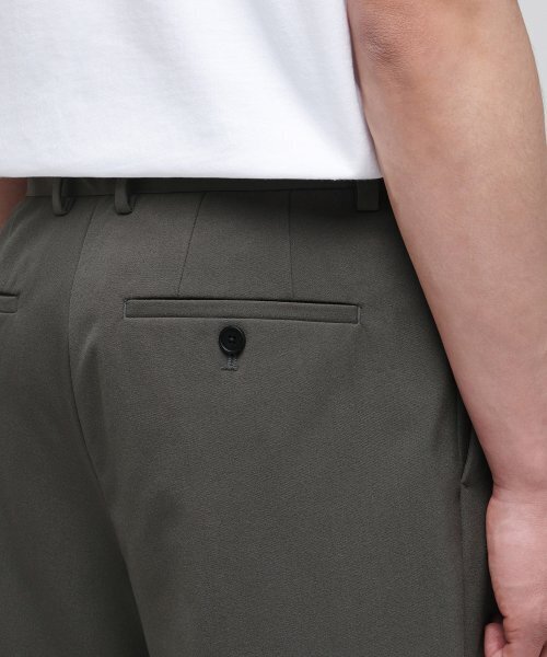 MUSINSA STANDARD（ムシンサスタンダード）の「軽量隠しバンディングハーフスラックス[ライトカーキ]（スラックス・メンズ・その他・40/31/33/26/27/28/29/38/42/36/34/32/30）」の7枚目の写真