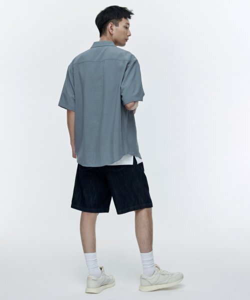 MUSINSA STANDARD（ムシンサスタンダード）の「リラックスドリネンライク半袖シャツ[ブルーグレー]（シャツ/ブラウス・メンズ・その他・SMALL/MEDIUM/LARGE/X-LARGE/XX-LARGE）」の5枚目の写真