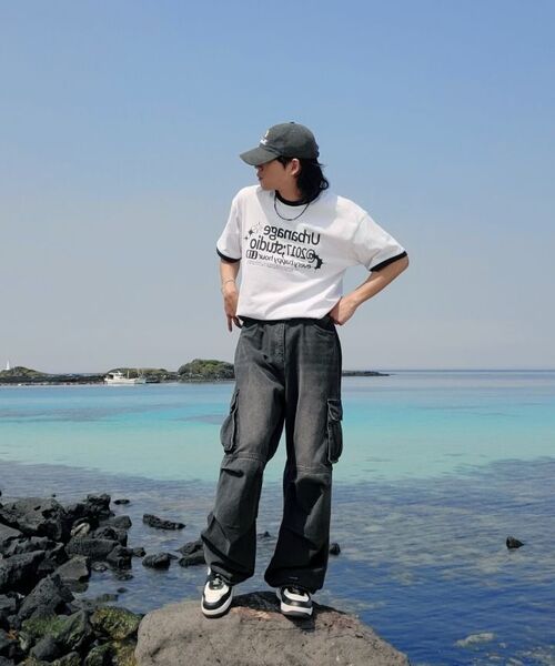 TRILLION(トリリオン)の「パラシュートカーゴリベットデニムパンツ(ブラック)(デニムパンツ・レディース・その他・SMALL/MEDIUM/LARGE/X-LARGE)」の9枚目の写真