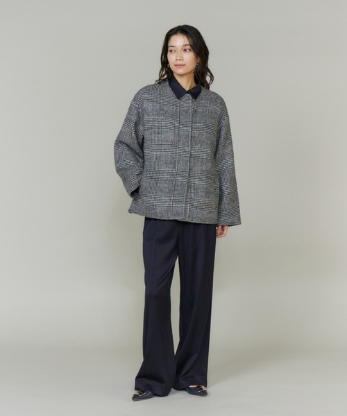 INED(イネド)の「TWサテンセミワイドパンツ(その他パンツ・レディース・ネイビー/キャメル/チャコールグレー・9号/11号/7号)」の8枚目の写真