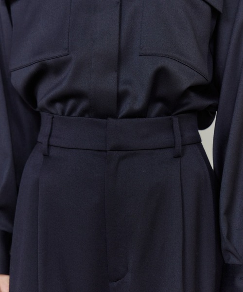 INED(イネド)の「TWサテンセミワイドパンツ(その他パンツ・レディース・ネイビー/キャメル/チャコールグレー・9号/11号/7号)」の14枚目の写真