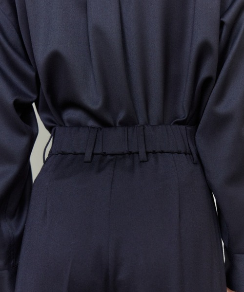 INED(イネド)の「TWサテンセミワイドパンツ(その他パンツ・レディース・ネイビー/キャメル/チャコールグレー・9号/11号/7号)」の16枚目の写真