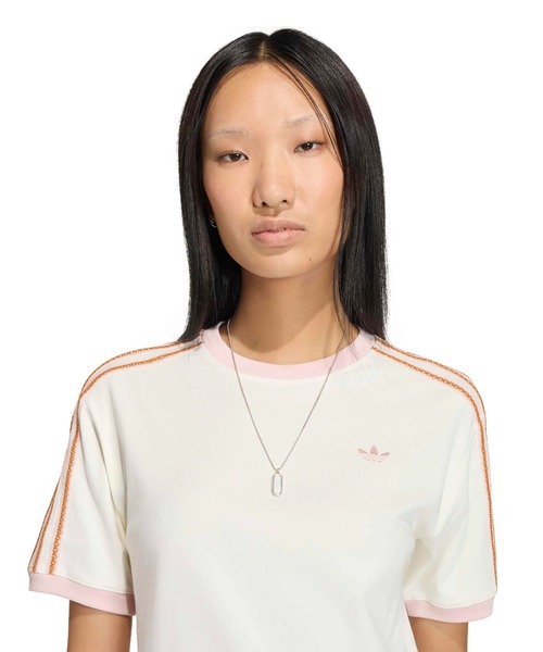 adidas(アディダス)の「adidas SUMMER GLOW ADVANCED THREE STRIPES T-SHIRT / アディダス サマーグロー アドバンスド スリーストライプス Tシャツ(Tシャツ/カットソー・レディース・ホワイト・M/S/L)」の2枚目の写真