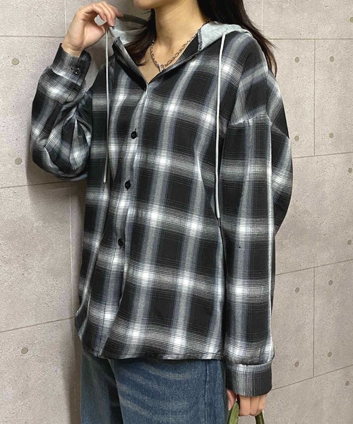 NANEA(ナネア)の「フード付きチェック柄シャツ(シャツ/ブラウス・レディース・ブラック・フリー)」の6枚目の写真