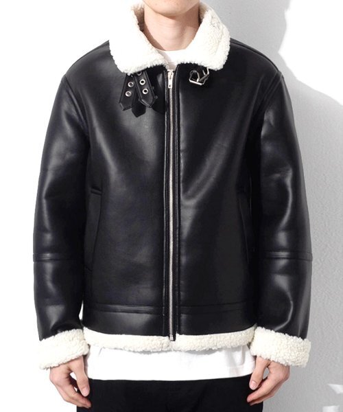 QT8 GARMENTS(キューティーエイトガーメント)の「RG B-3 Mouton Jacket (Black/Beige)(ムートンコート・レディース・その他・LARGE/MEDIUM/X-LARGE)」の4枚目の写真