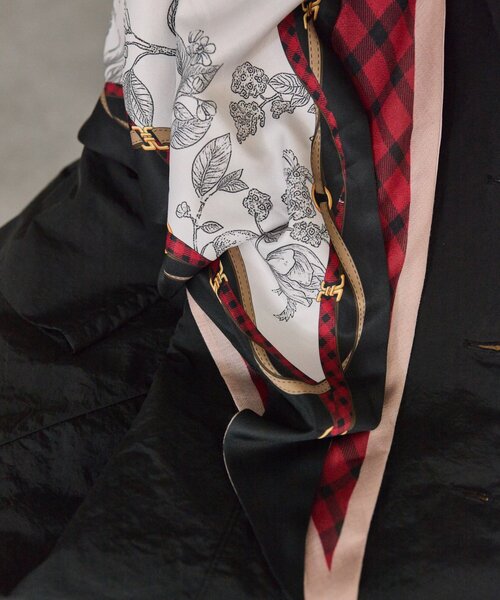 ear PAPILLONNER(イアパピヨネ)の「クラシックチェックストール(ストール/ショール・レディース・レッド/サックスブルー・FREE)」の22枚目の写真