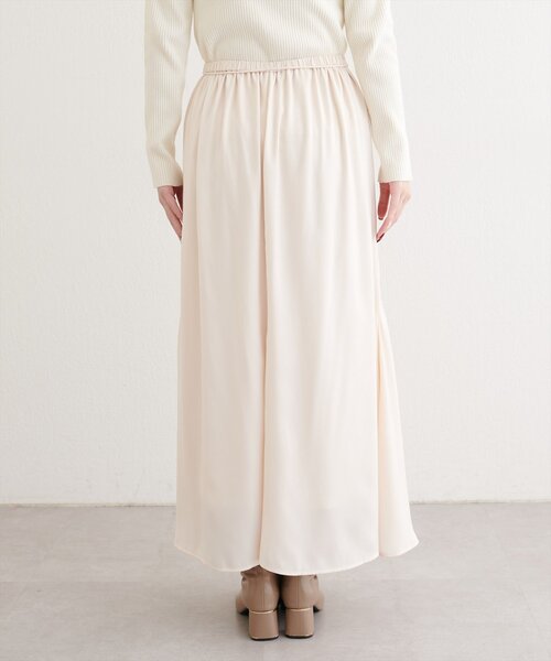 natural couture(ナチュラルクチュール)の「リボンベルト付きサテンスカート(スカート・レディース・ボルドー/オフホワイト/チャコールグレー・FREE)」の16枚目の写真