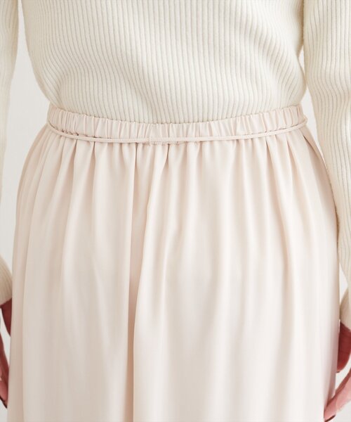 natural couture(ナチュラルクチュール)の「リボンベルト付きサテンスカート(スカート・レディース・ボルドー/オフホワイト/チャコールグレー・FREE)」の18枚目の写真