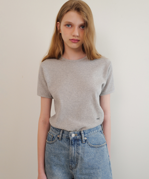 ANDNEEDS(アンドニーズ)の「Noah waffle t-shirt (gray)(Tシャツ/カットソー・レディース・その他・FREE)」の2枚目の写真