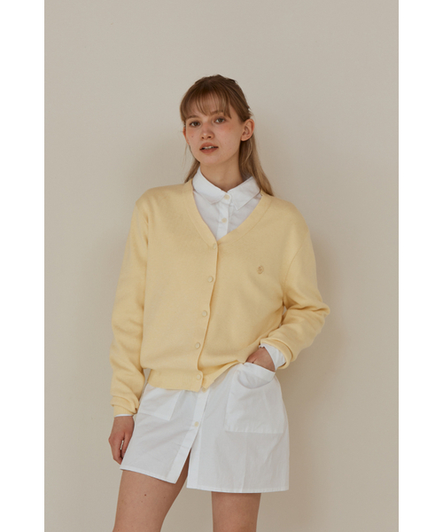 ANOETIC（アノエティック）の「ANC BASIC V-NECK CARDIGAN_YELLOW（カーディガン/ボレロ・レディース・イエロー・FREE）」の2枚目の写真