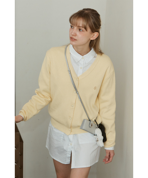 ANOETIC（アノエティック）の「ANC BASIC V-NECK CARDIGAN_YELLOW（カーディガン/ボレロ・レディース・イエロー・FREE）」の6枚目の写真