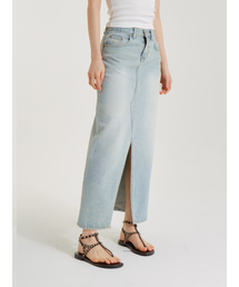 UNKNOWN PLANET（アンノウンプラネット）の「デニムロングスカートライトブルー（スカート）」