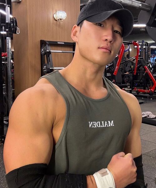 MALDEN(モールデン)の「シグネチャーロゴノースリーブ(Tシャツ/カットソー・メンズ・ネイビー/ブラック/カーキ・LARGE/MEDIUM/SMALL/X-LARGE)」の6枚目の写真