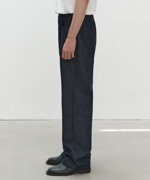 DECET(デケト)の「Mid Rise Wide Jeans DCPT027CPIndigo(デニムパンツ・レディース・その他・34/32/30/26/28)」の4枚目の写真