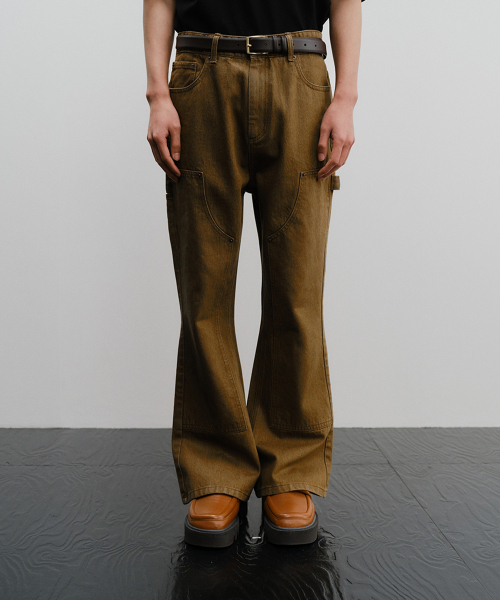 IEY(アイイーワイ)の「MAC FLARE DENIM PANTS Brown(デニムパンツ・レディース・その他・MEDIUM/LARGE)」の1枚目の写真
