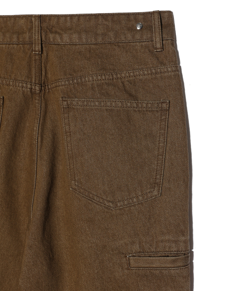 IEY(アイイーワイ)の「MAC FLARE DENIM PANTS Brown(デニムパンツ・レディース・その他・MEDIUM/LARGE)」の9枚目の写真