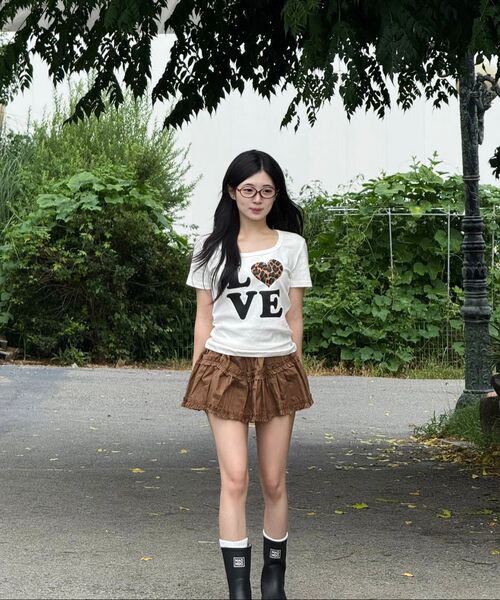 KATRINA K(カトリーナケイ)の「ラブブラウンレオパードスリムフィット半袖Tシャツ-2カラー(Tシャツ/カットソー・レディース・ホワイト/ブラック・FREE)」の20枚目の写真