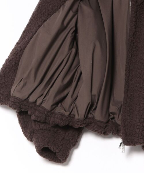 CLANE(クラネ)の「CLANE BALLOON BOA BLOUSON(ブルゾン・レディース・オフホワイト/グレー/ブラウン・1/2)」の11枚目の写真