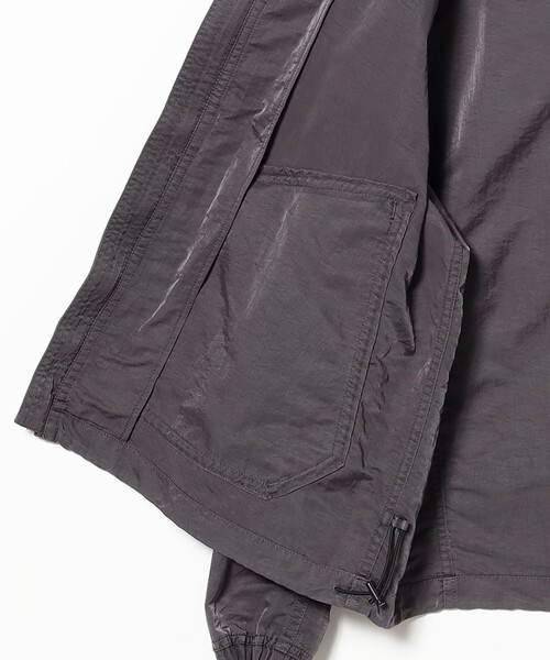 BEAMS(ビームス)の「ガーメントダイ フーデッド ブルゾン【ワイドショートフィット】(ブルゾン・メンズ・ブラック/オリーブ・L/M/S/XL)」の4枚目の写真