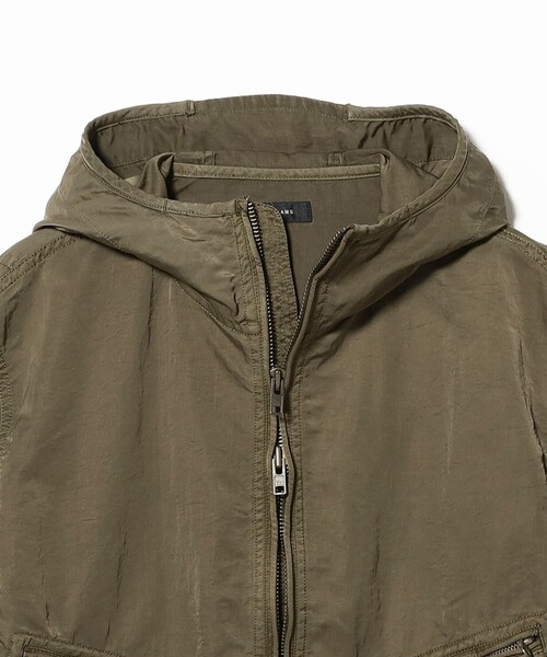 BEAMS(ビームス)の「ガーメントダイ フーデッド ブルゾン【ワイドショートフィット】(ブルゾン・メンズ・ブラック/オリーブ・L/M/S/XL)」の8枚目の写真