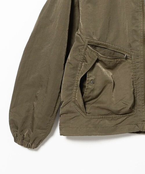 BEAMS(ビームス)の「ガーメントダイ フーデッド ブルゾン【ワイドショートフィット】(ブルゾン・メンズ・ブラック/オリーブ・L/M/S/XL)」の9枚目の写真