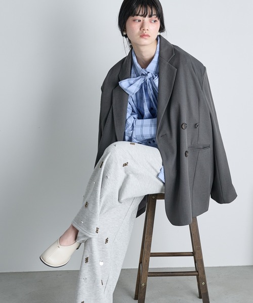 THE YOn（ザヨン）の「ウエストタックテーラードジャケット（テーラードジャケット・レディース・チャコールグレー/グレー/ベージュ・FREE）」の2枚目の写真