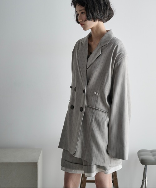 THE YOn（ザヨン）の「ウエストタックテーラードジャケット（テーラードジャケット・レディース・チャコールグレー/グレー/ベージュ・FREE）」の5枚目の写真