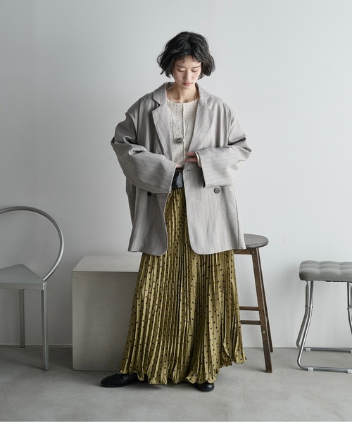 THE YOn（ザヨン）の「ウエストタックテーラードジャケット（テーラードジャケット・レディース・チャコールグレー/グレー/ベージュ・FREE）」の13枚目の写真