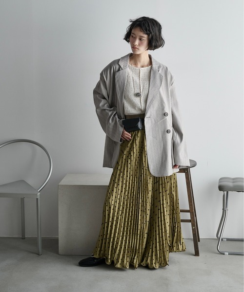 THE YOn（ザヨン）の「ウエストタックテーラードジャケット（テーラードジャケット・レディース・チャコールグレー/グレー/ベージュ・FREE）」の14枚目の写真