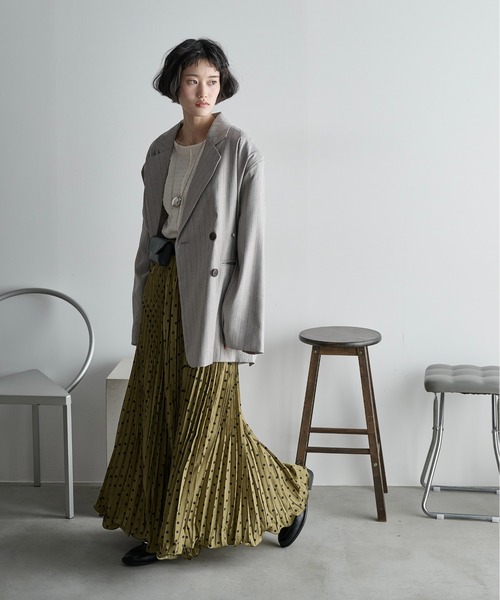 THE YOn（ザヨン）の「ウエストタックテーラードジャケット（テーラードジャケット・レディース・チャコールグレー/グレー/ベージュ・FREE）」の15枚目の写真