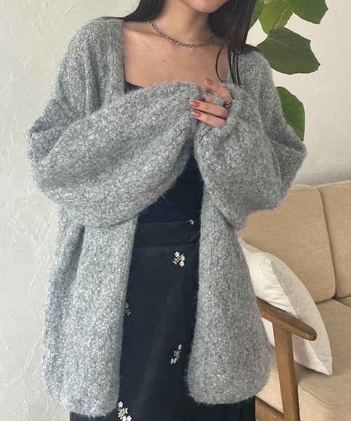 STYLEBLOCK（スタイルブロック）の「ボリューム袖ニットカーディガン（カーディガン/ボレロ・レディース・ベージュ/ブラウン/グレー/グリーン系その他・FREE）」の2枚目の写真