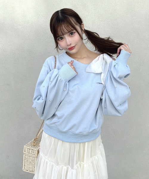 one way（ワンウェイ）の「袖ビジューリボンワンショルトレーナー（Tシャツ/カットソー・レディース・グレー/ブルー/アイボリー/スミクロ・FREE）」の4枚目の写真