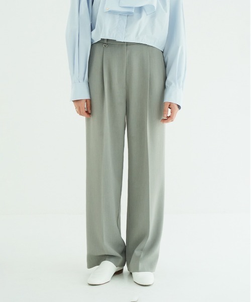 CLANE（クラネ）の「2WAY TUCK STRAIGHT PANTS（スラックス・レディース・ブルー/グレー/ブラック・0/1/2）」の3枚目の写真