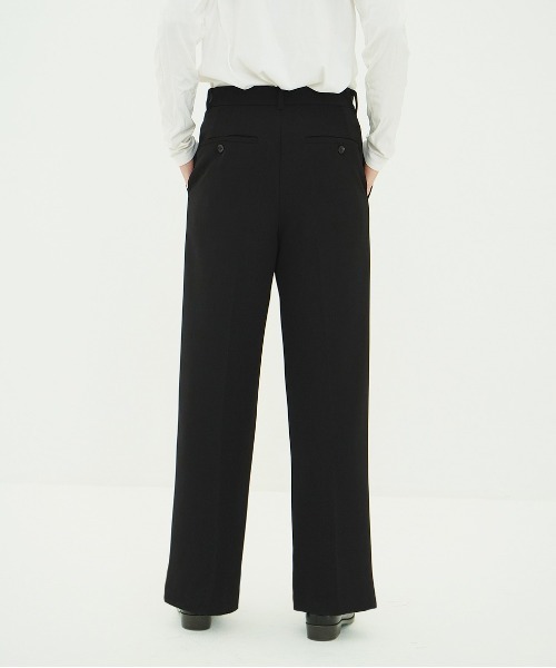 CLANE（クラネ）の「2WAY TUCK STRAIGHT PANTS（スラックス・レディース・ブルー/グレー/ブラック・0/1/2）」の5枚目の写真