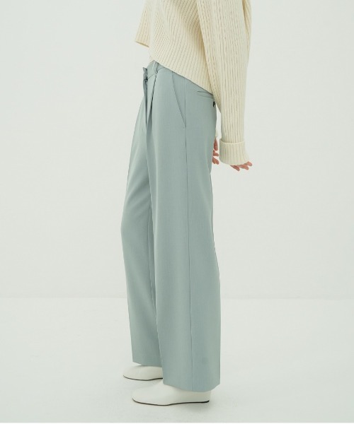 CLANE（クラネ）の「2WAY TUCK STRAIGHT PANTS（スラックス・レディース・ブルー/グレー/ブラック・0/1/2）」の19枚目の写真