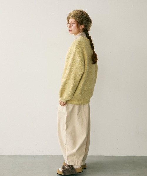 Crisp(クリスプ)の「ペールカラーオーバーニット(ニット/セーター・レディース・イエロー/アイボリー・FREE)」の18枚目の写真