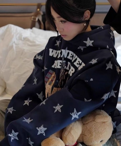 DIAVEL（ディアベル）の「【秋冬新作】スターNYCプリント 裏起毛パーカー（パーカー・レディース・ネイビー・M）」の7枚目の写真