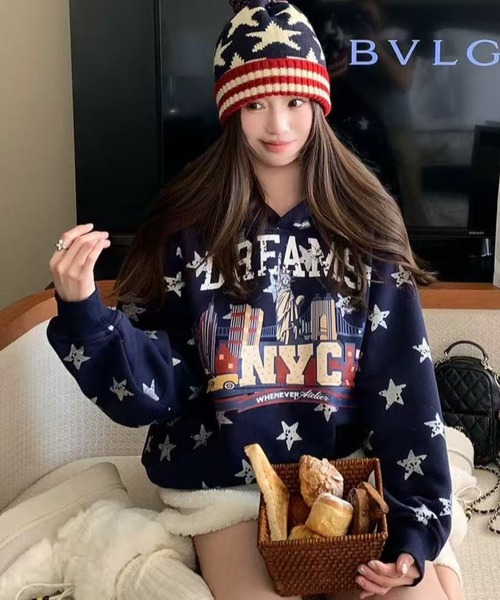 DIAVEL（ディアベル）の「【秋冬新作】スターNYCプリント 裏起毛パーカー（パーカー・レディース・ネイビー・M）」の2枚目の写真