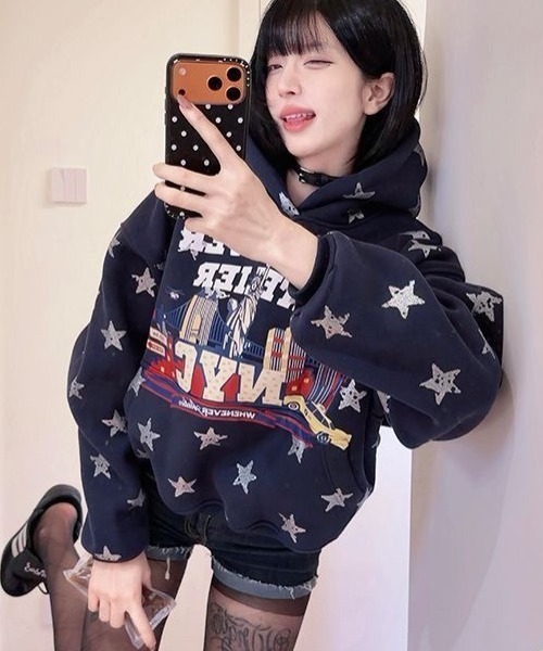 DIAVEL（ディアベル）の「【秋冬新作】スターNYCプリント 裏起毛パーカー（パーカー・レディース・ネイビー・M）」の10枚目の写真