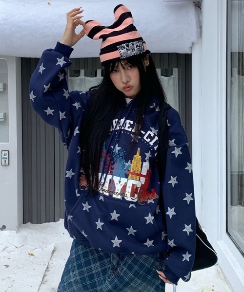 DIAVEL（ディアベル）の「【秋冬新作】スターNYCプリント 裏起毛パーカー（パーカー・レディース・ネイビー・M）」の14枚目の写真