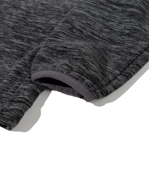 WHILE(ワイル)の「COMFY CLIMBING JACKET (DUSTY MARBLE)(その他アウター・レディース・その他・MEDIUM/LARGE)」の3枚目の写真