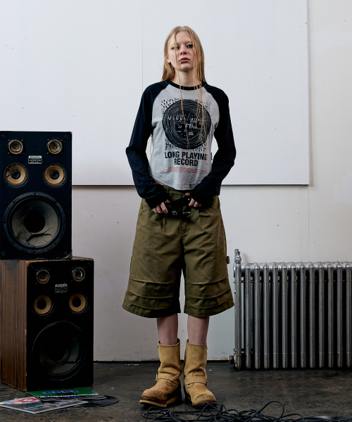 THEVINYLHOUSE(ザバイニルハウス)の「THREE-QUARTER DART PANTS KHAKI(その他パンツ・メンズ・その他・S/M/L)」の6枚目の写真