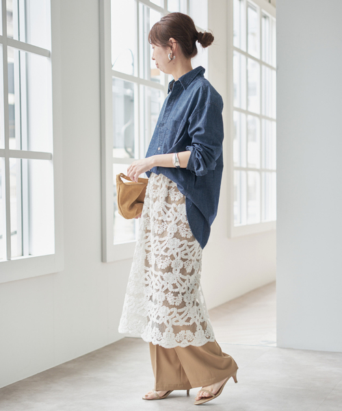 Spick&amp;Span スピックアンドスパン シャツ ブラウス トップス 長袖 シャンブレー パール釦 コットン 綿 22秋冬 ブルー FREE 大人女子 女性 着回し スナップボタン【レディース】【中古】【美品】 シャンブレールーズシャツ（シャツ/ブラウス）｜Spick & Span
