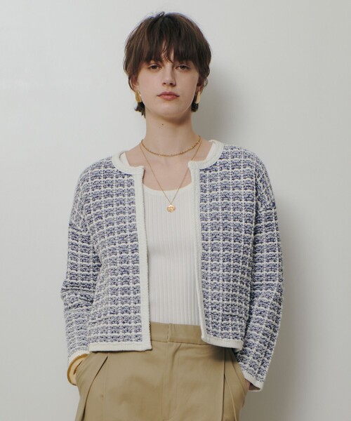allureville(アルアバイル)の「リバーシブルツィードカーディガン(カーディガン/ボレロ・レディース・アイボリー/ブルー系その他・2)」の12枚目の写真
