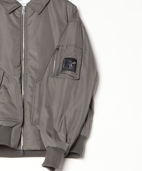 Maison Kitsune(メゾンキツネ)の「BOMBER JACKET(その他アウター・メンズ・ダークブラウン系・M/S/L/XS/XL)」の9枚目の写真